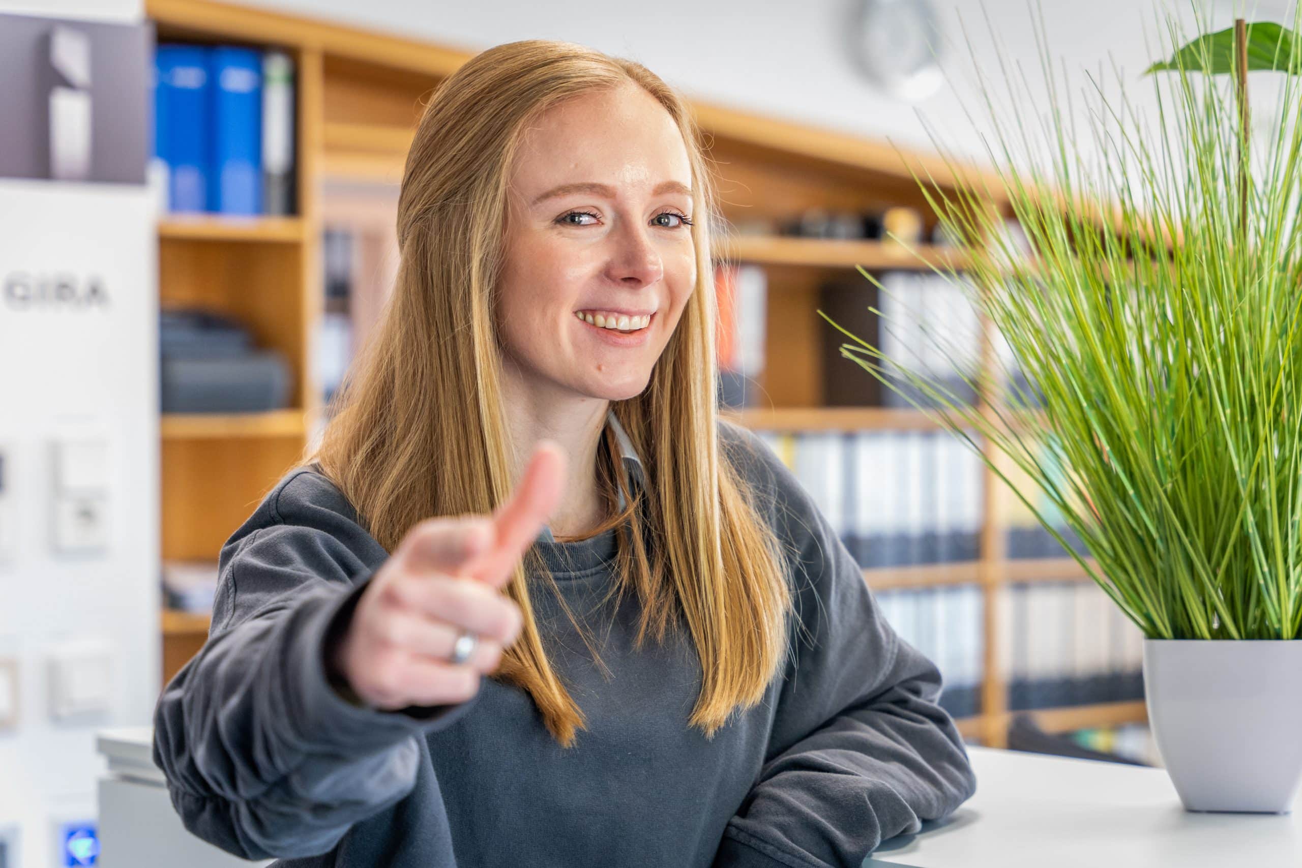 012-09573-elektro-schwarzer-highres