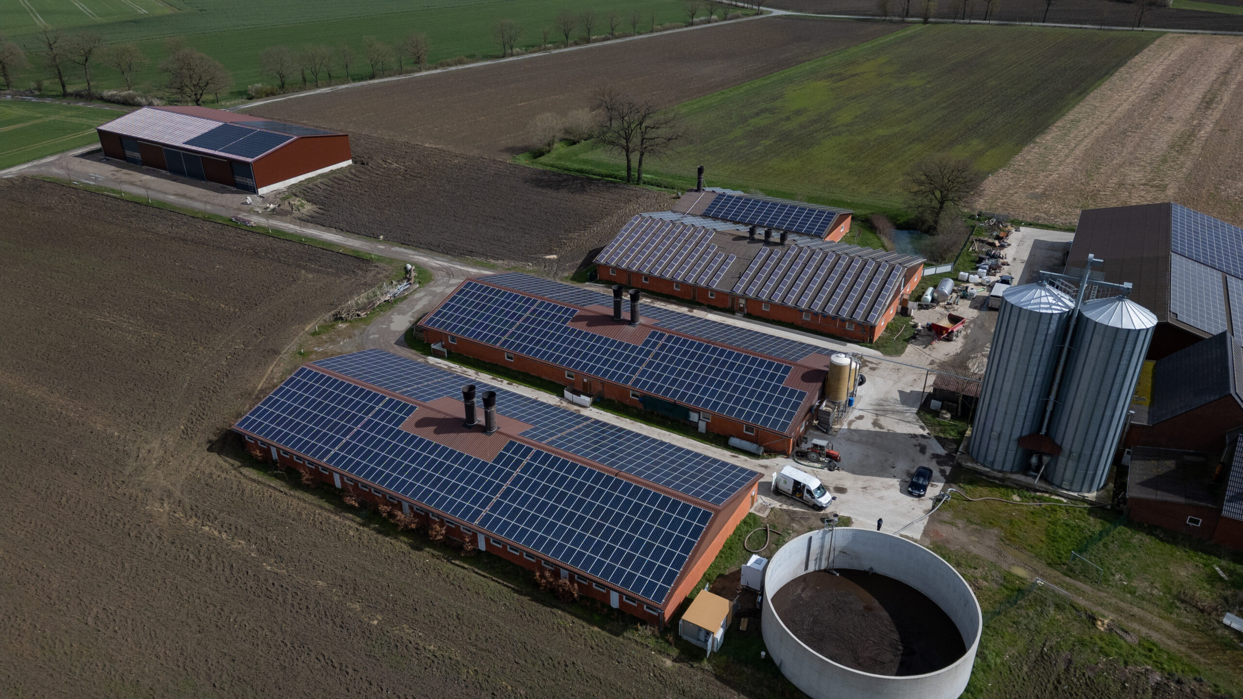 Photovoltaik-Installation bei einem Großbauern