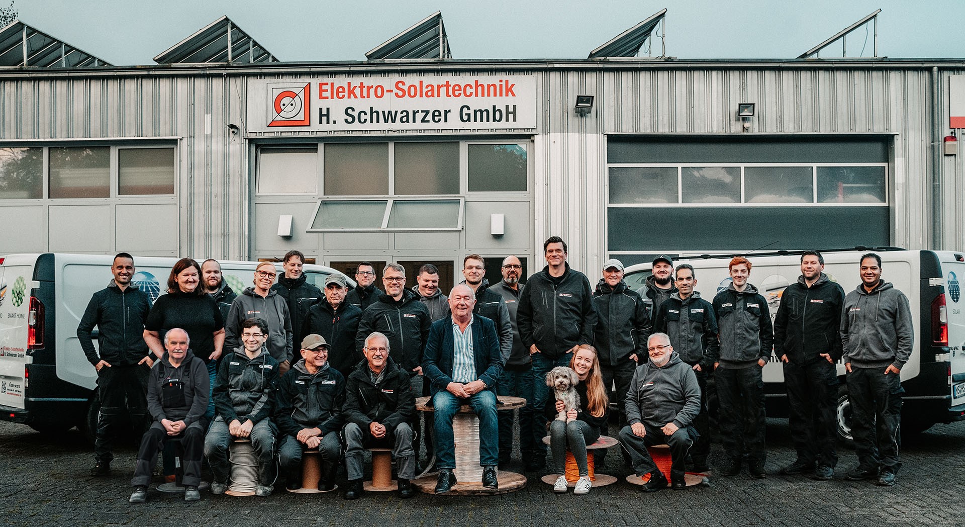 Elektro Schwarzer Teambild
